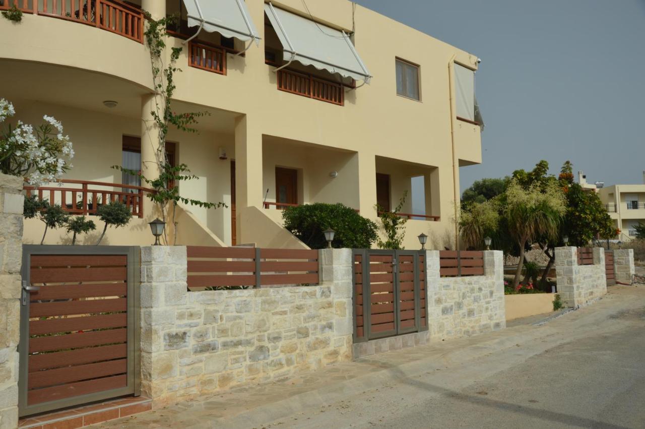 Dina Apartments سْكاليتا المظهر الخارجي الصورة