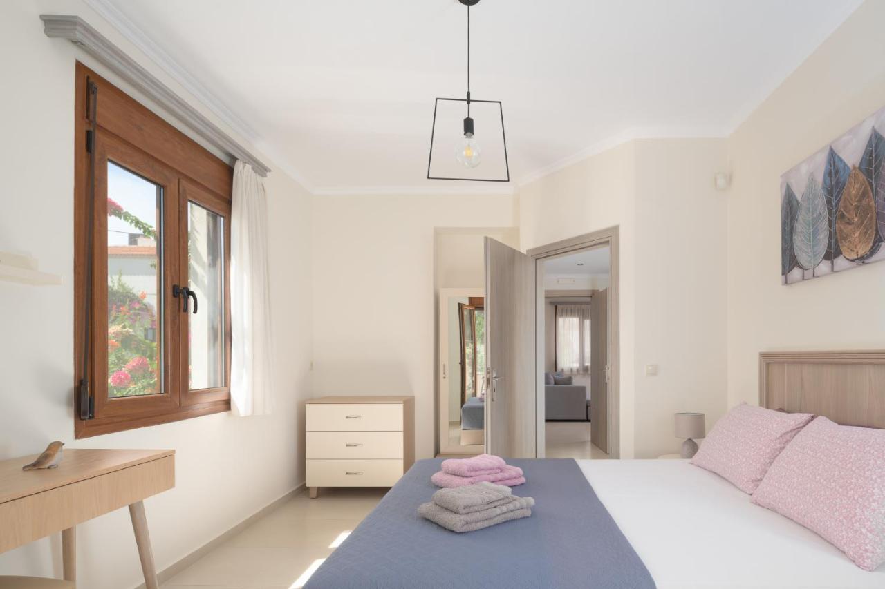 Dina Apartments سْكاليتا المظهر الخارجي الصورة